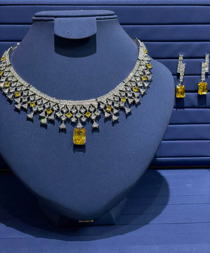 Golden Elegance Necklace